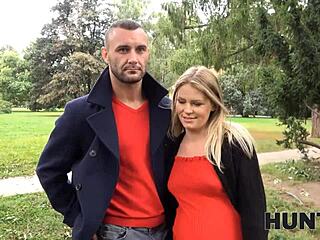 Seorang wanita hamil menikmati masa dewasa dari seorang pemburu dalam video seks Ceko