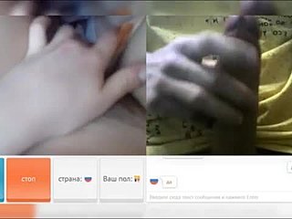 Rysk chatroulette ägnar sig åt sololek på webbkamera