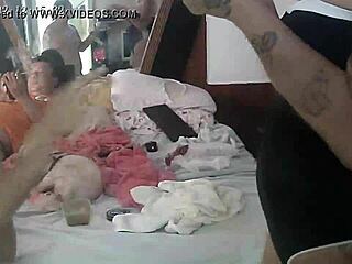 Büyük popolu amatör bebek Willano tarafından sıcak bir videoda beceriliyor